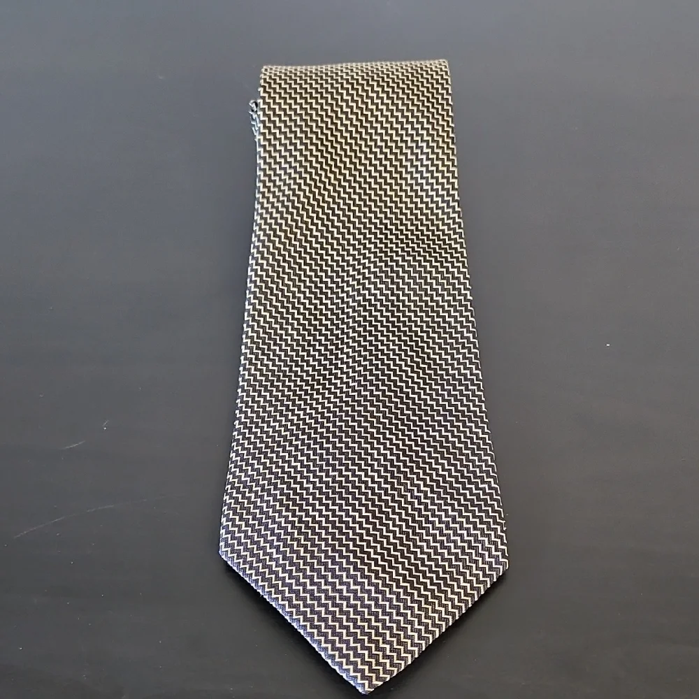 Lauren Ralph Lauren 100% Silk Mens Tie, Navy/gold